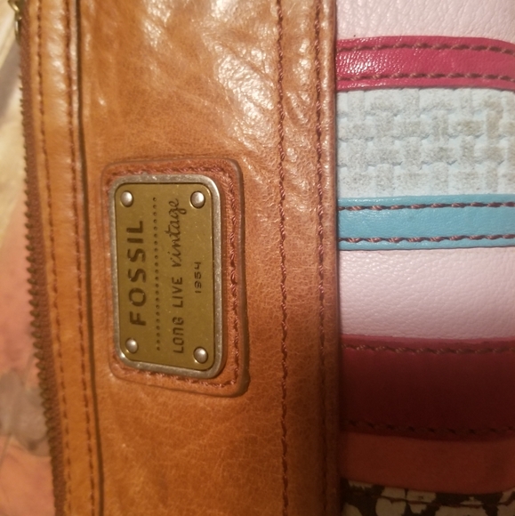 Wallet - Picture 2 of 5